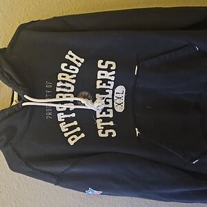 Pittsburgh Steelers Vintage Distressed Black Hoodie.   Reebok XL